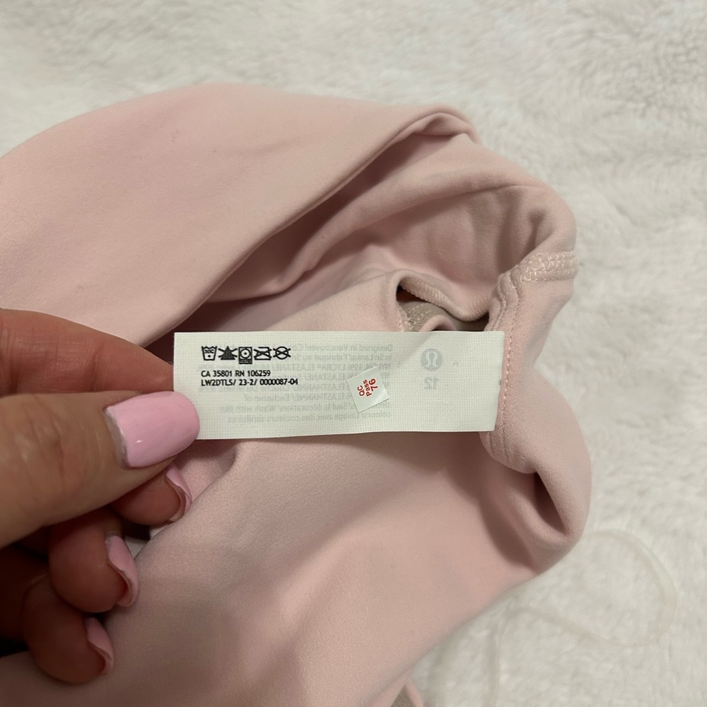 NWT Lululemon Athletica one shoulder sports bra. Size 12 C/D. Align asymmetrical - Picture 9 of 11